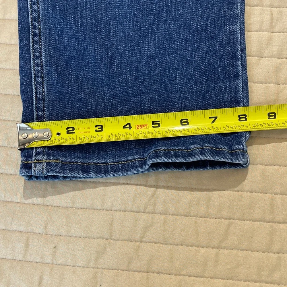 Lee Women's Blue Denim Ankle/Cropped Jeans with Yellow Logo Patch SIZE 24WS/C
